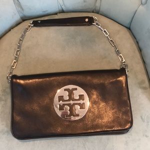 Tory Burch Reva Clutch in silver